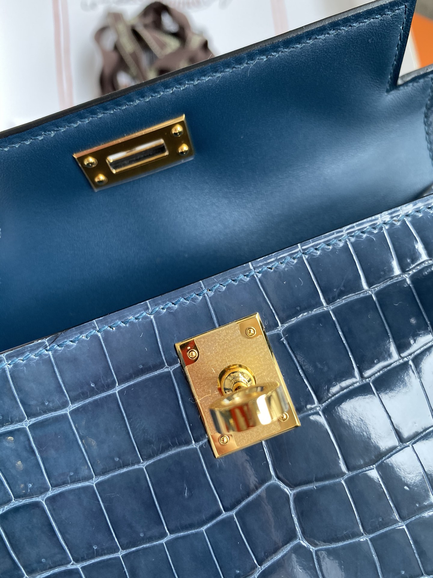 Hermes Kelly Mini II Bag 19CM In Mykonos Shiny Alligator Leather